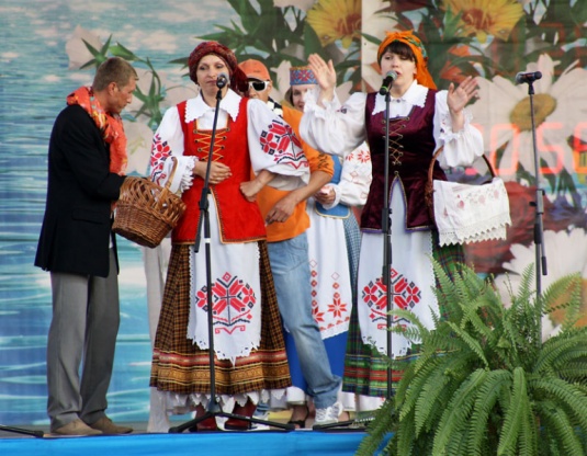 Народнай музыцы далей іскрыцца, славячы цымбальную сталіцу (+фота)