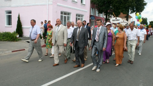 Народнай музыцы далей іскрыцца, славячы цымбальную сталіцу (+фота)