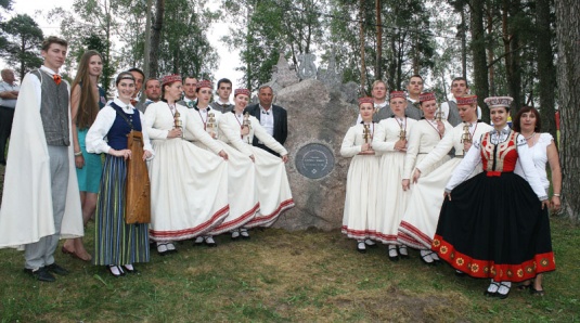 Народнай музыцы далей іскрыцца, славячы цымбальную сталіцу (+фота)