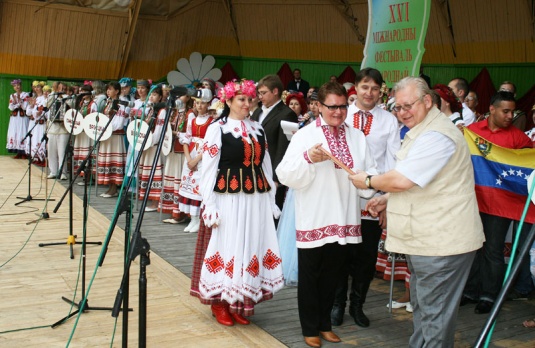 Народнай музыцы далей іскрыцца, славячы цымбальную сталіцу (+фота)