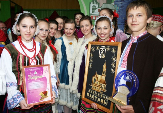 Народнай музыцы далей іскрыцца, славячы цымбальную сталіцу (+фота)