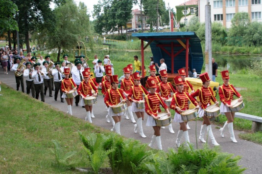 Народнай музыцы далей іскрыцца, славячы цымбальную сталіцу (+фота)