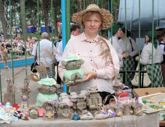 Народнай музыцы далей іскрыцца, славячы цымбальную сталіцу (+фота)