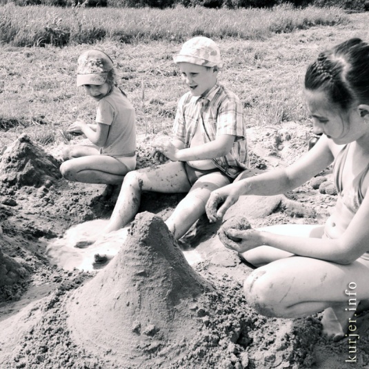 Фотоокна 12 июня 2013. Мобильником