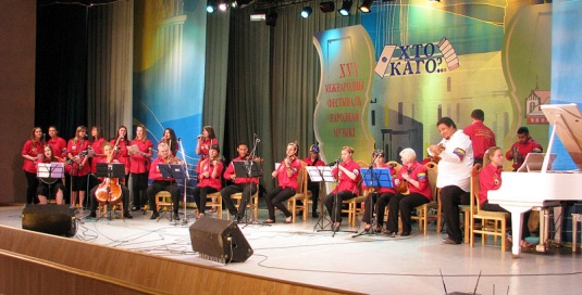 Баталии под скрипку, гармонь и цимбалы (+фото)