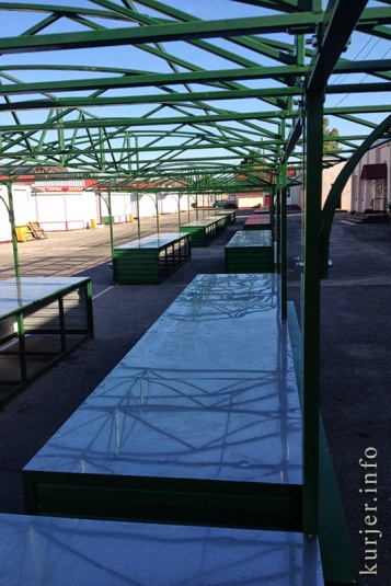 Фотофакт: новые прилавки на Слуцком рынке