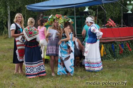 Папараць-кветку на Купалле шукалі ў Кажан-Гарадку