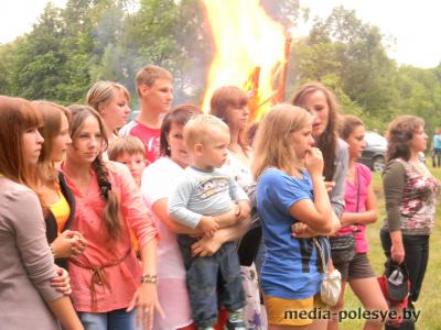 Папараць-кветку на Купалле шукалі ў Кажан-Гарадку