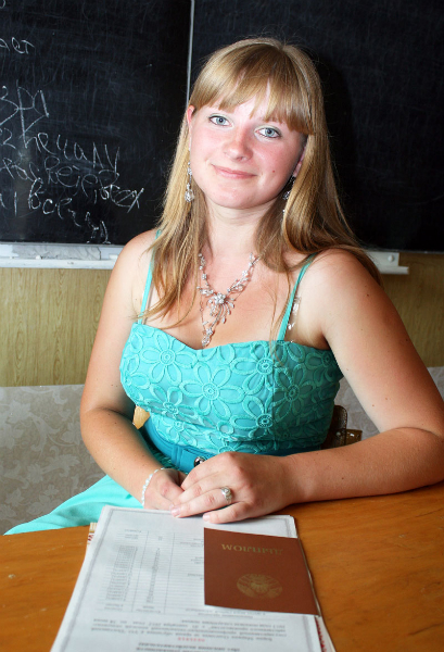 Вступая во взрослую жизнь. В Поставском профтехколледже прошёл выпускной (+фото)