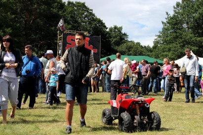 Фоторепортаж с первого дня SunDay AutoGrodno.by 2013
