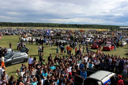 Фоторепортаж с первого дня SunDay AutoGrodno.by 2013