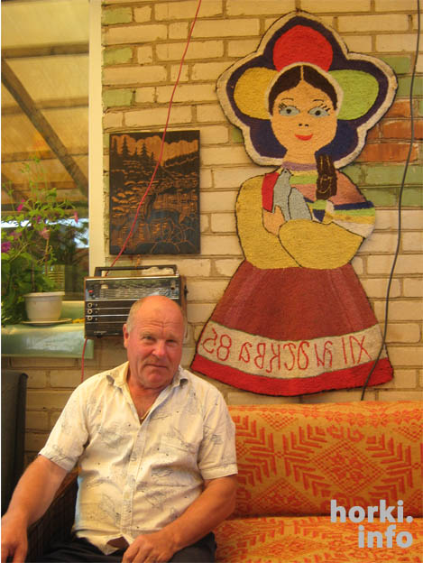 Леонид Исаков из Горок создал своими руками двор мечты