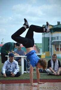 Белорусы, украинцы и россияне по"миТУСИЛИ" в Лунинце Белорусы, украинцы и россияне по"миТУСИЛИ" в Лунинце