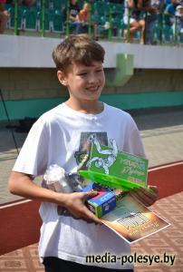 Белорусы, украинцы и россияне по"миТУСИЛИ" в Лунинце Белорусы, украинцы и россияне по"миТУСИЛИ" в Лунинце