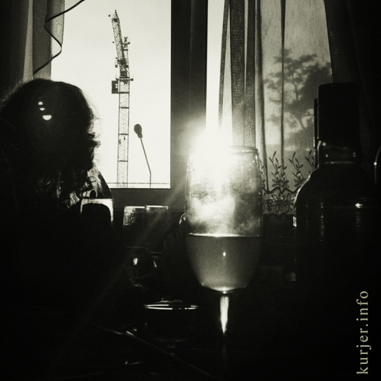 Фотоокна 1 июля 2013. Мобильником