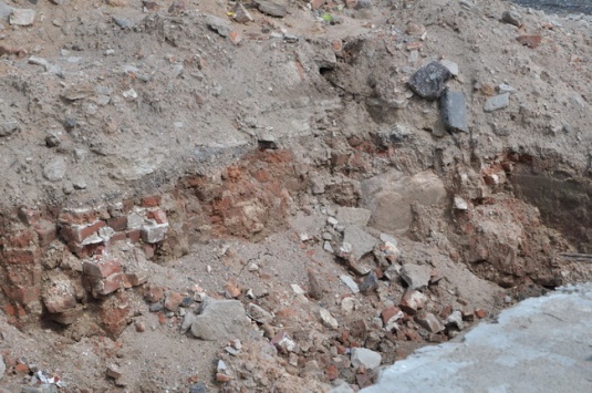 В Могилёве на Пионерской разрушают исторические ценности? (фото)