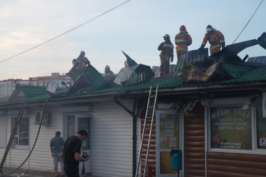 Мозырский фотограф сделал большой репортаж с пожара на Мозырском рынке (фото)
