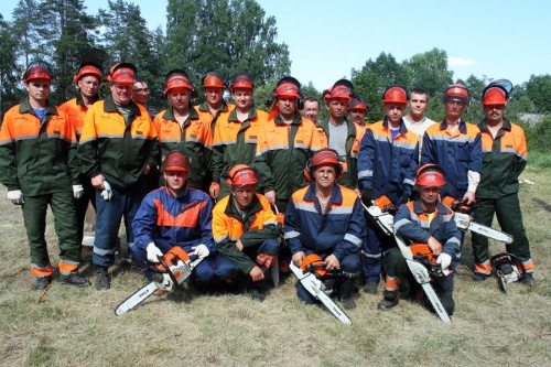 Лидер — Валерий Лещик