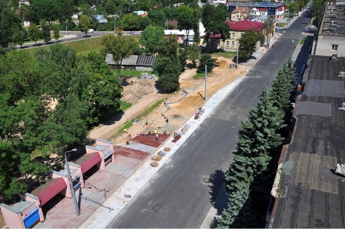 Реконструкция улицы Дзержинского подходит к концу