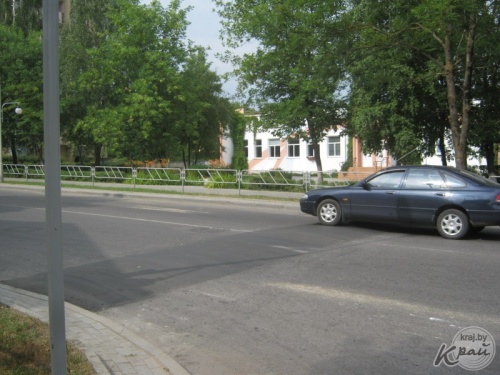 Новый «лежачий полицейский» на улице Дроздовича (фото)