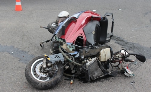 В Гродно водитель Opel отвлекся и не увидел встречный скутер