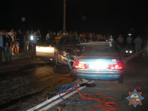 В Пинске столкнулись Hyundai и Citroen. Один человек погиб