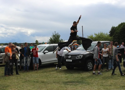 Фоторепортаж с первого дня SunDay AutoGrodno.by 2013