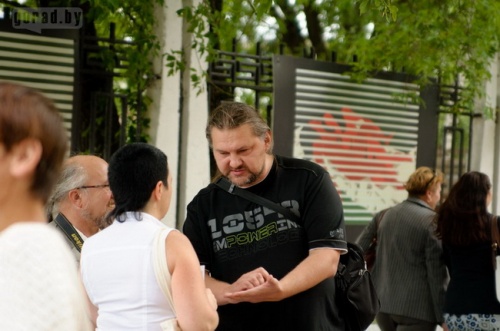 Арт-проект «Zabor» в Могилёве: картины провисят в центре города до сентября