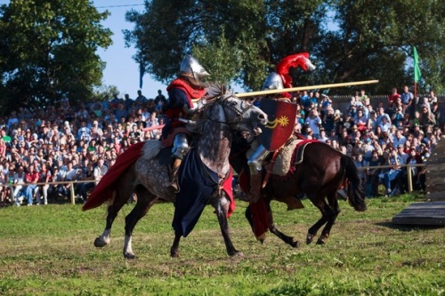 Насладиться салютом жители Мстиславля смогли "всего лишь" за 30 000 бел.руб. 
