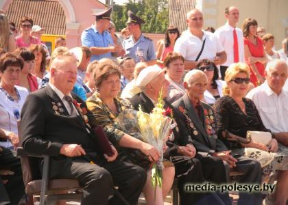 Лунинец празднует День города и праздник железнодорожников