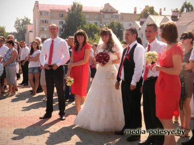 Лунинец празднует День города и праздник железнодорожников