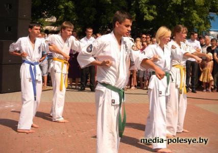 Лунинец празднует День города и праздник железнодорожников