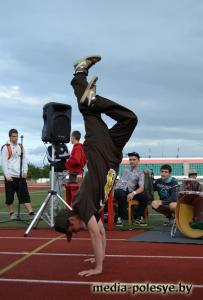 Прощание с летом в Лунинце - танцы до упаду