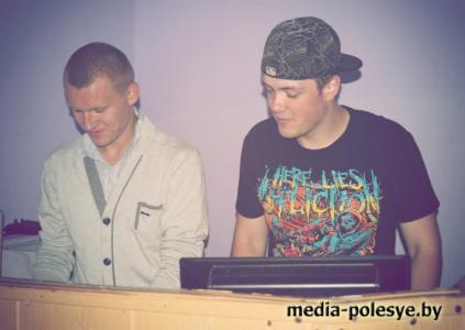 Прощание с летом в Лунинце - танцы до упаду