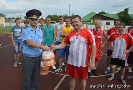 В Лунинце прошли соревнования по стритболу