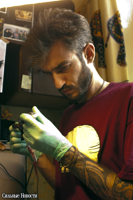 Гомельский тату-мастер: Мир татуировок нашей родины идет вперед семимильными шагами! (фото) Гомельский тату-мастер: Мир татуировок нашей родины идет вперед семимильными шагами! (фото)