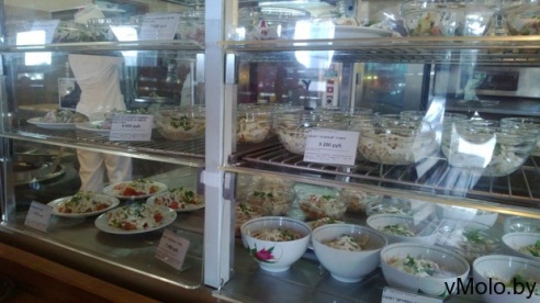 Где пообедать в Молодечно? Обед за 35 000 в компании алкоголика