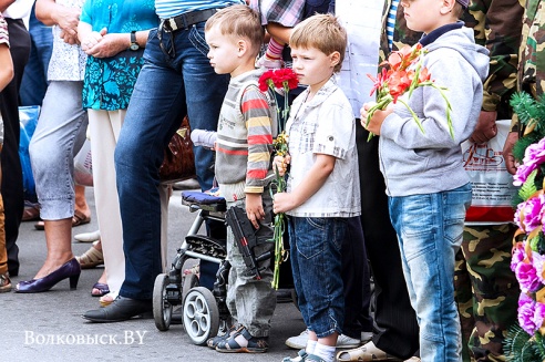 БМД заняла место в сквере Памяти воинов-интернационалистов (фото)