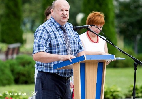 БМД заняла место в сквере Памяти воинов-интернационалистов (фото)