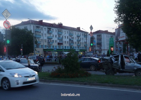 Крупное ДТП на Георгиевском проспекте в Бобруйске