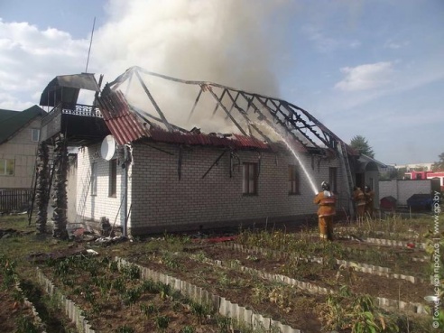 Вчера в Мозыре горел жилой дом (фото)