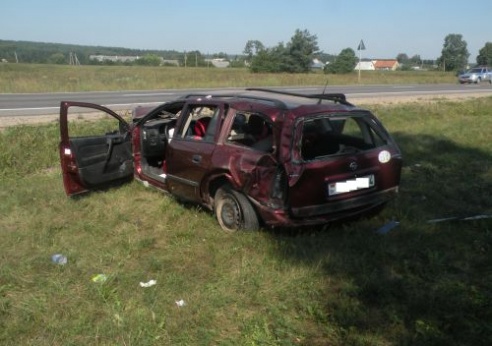 В Волковыске водитель «Опель Астра» на огромной скорости вылетел в кювет