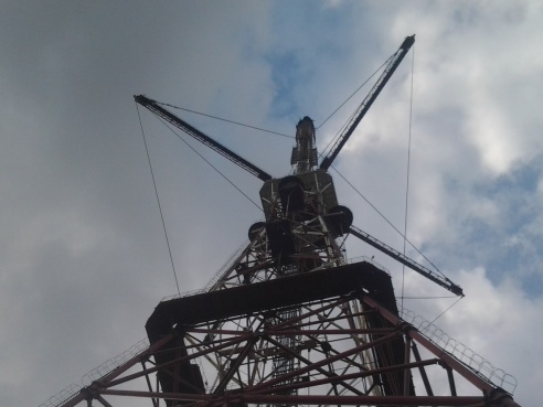 Фотофакт: начались работы по перекраске Гродненской телевышки