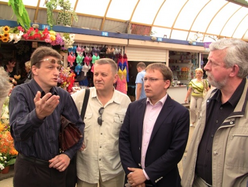 Барановичи посетили инициаторы "Народного референдума"