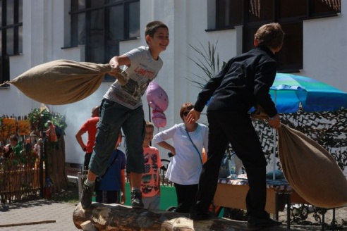 На “Дрыбінскіх таржках” гуляли даже немцы и австрийцы