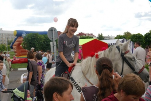 На “Дрыбінскіх таржках” гуляли даже немцы и австрийцы