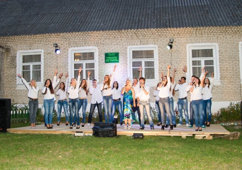 Молодежная вечеринка в Плебановцах