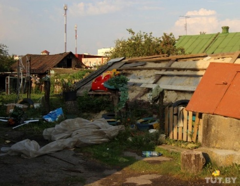 Как жители гродненских Белых рос переживают снос деревни – теперь в реальности