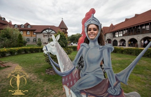 Фотофакт: в рамках экскурсий по стране участницы Miss Supranational 2013 посетили Гродно