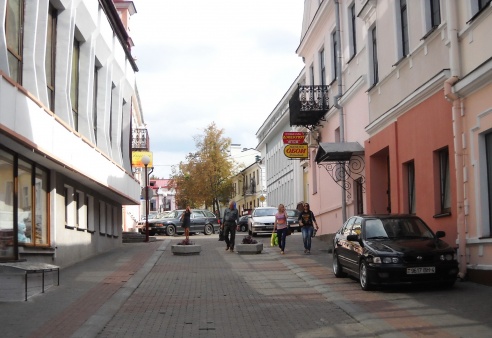 Фотофакт: улица Советская в Гродно по-настоящему стала пешеходной